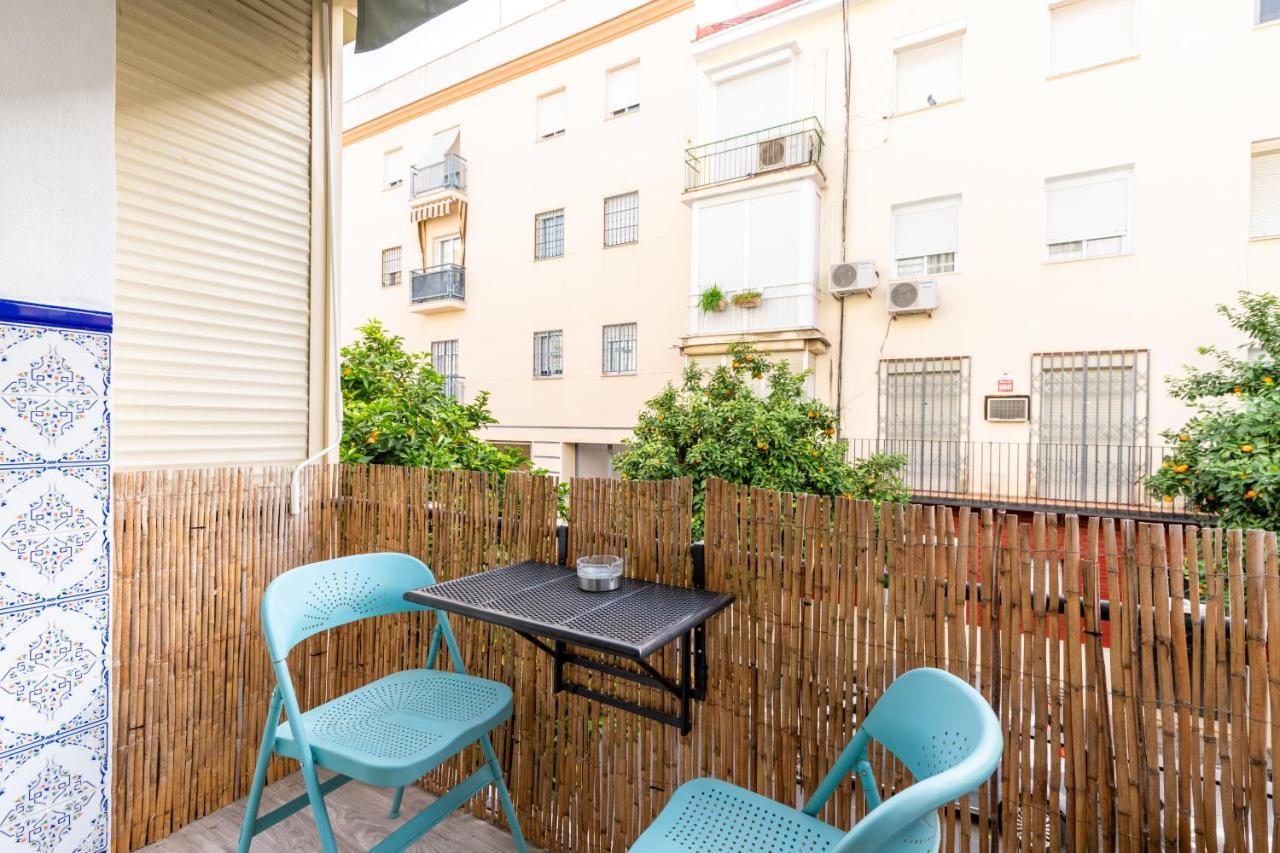 Holi-Rent Padre Isla Apartment Seville Exterior photo