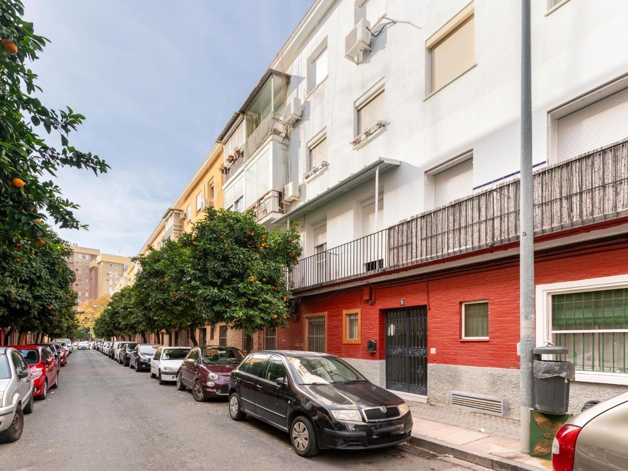 Holi-Rent Padre Isla Apartment Seville Exterior photo